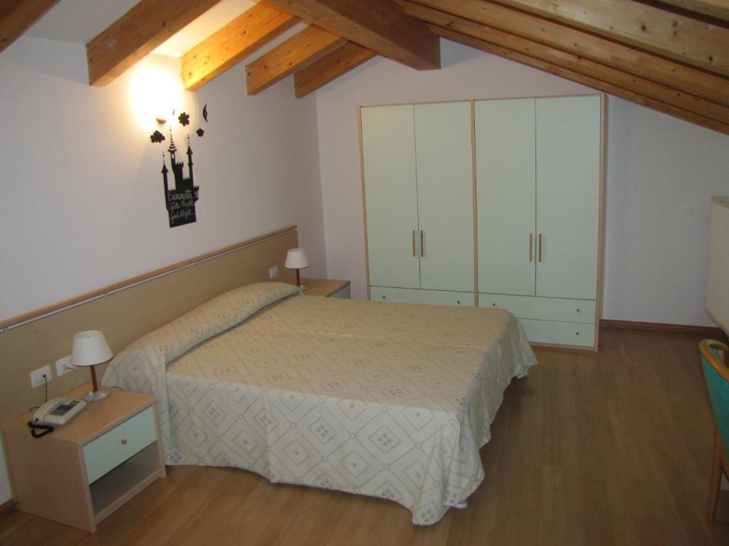 Hotel Scarano Levico Terme Room photo